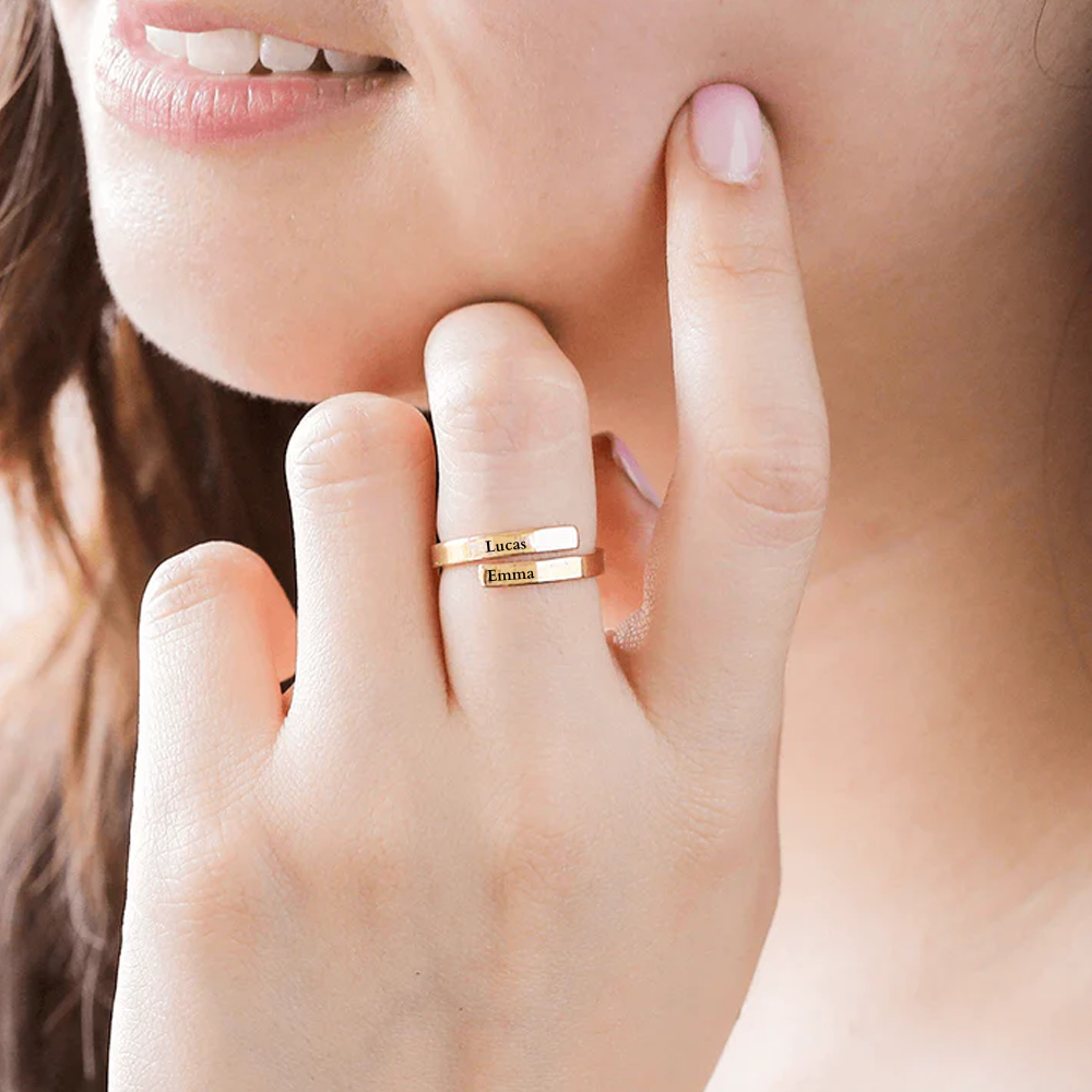 Gravierter Ring mit Namen