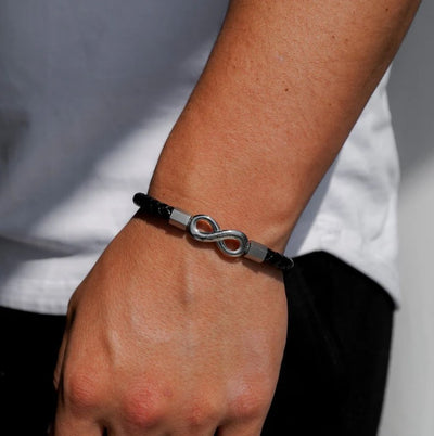 An Meinen Mann - Personalisiertes Infinity-Lederarmband