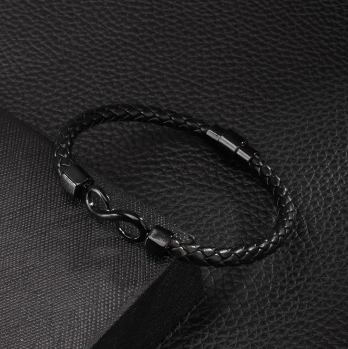 An Meinen Mann - Personalisiertes Infinity-Lederarmband