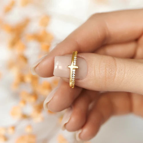 Goldenes Kreuz Ring