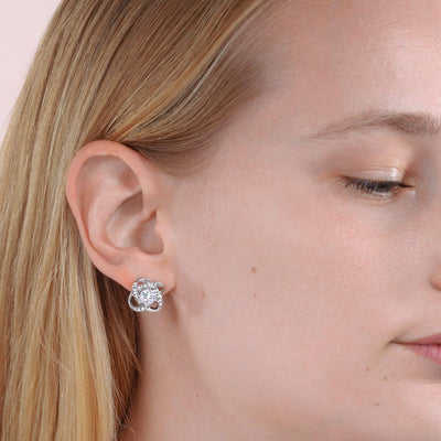 Ohrringe mit Diamantknoten