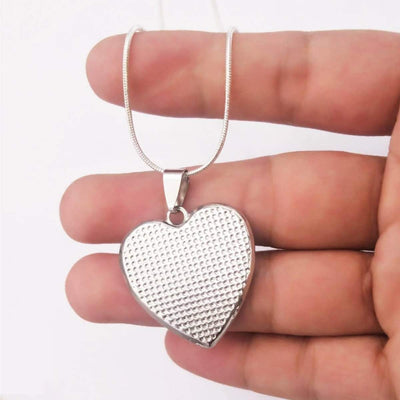 Herz-Halskette für meine geliebte Tochter - Ein liebevolles Geschenk von Mama
