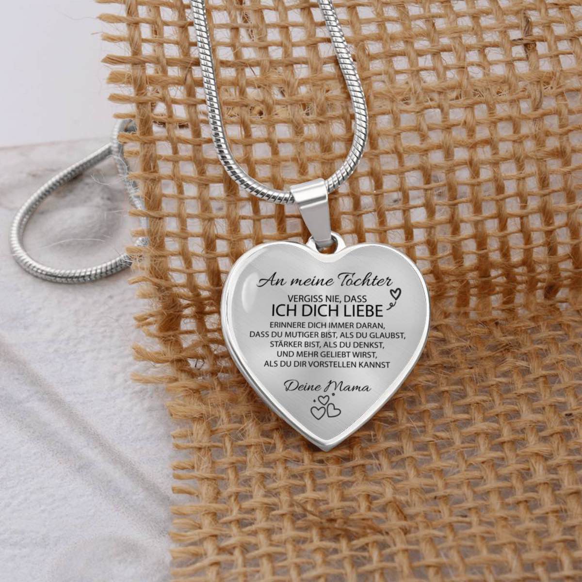 Herz-Halskette für meine geliebte Tochter - Ein liebevolles Geschenk von Mama