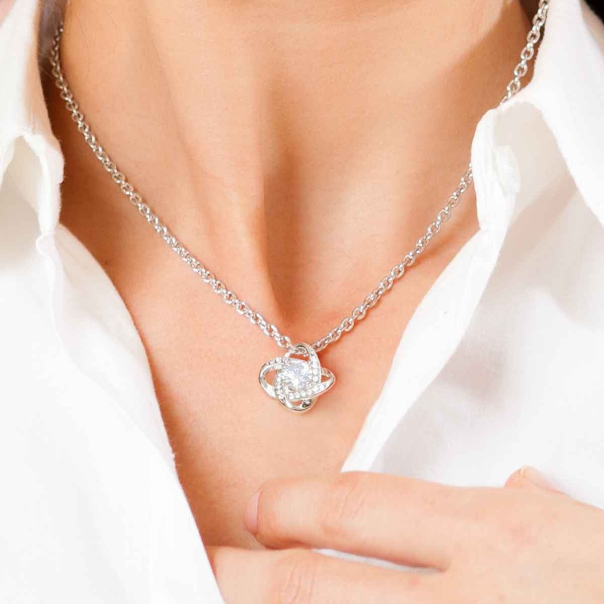 Elegante Weißgold-Halskette - Ein herzlicher Gruß von Mama & Papa an unsere Tochter - Perfektes Weihnachtsgeschenk
