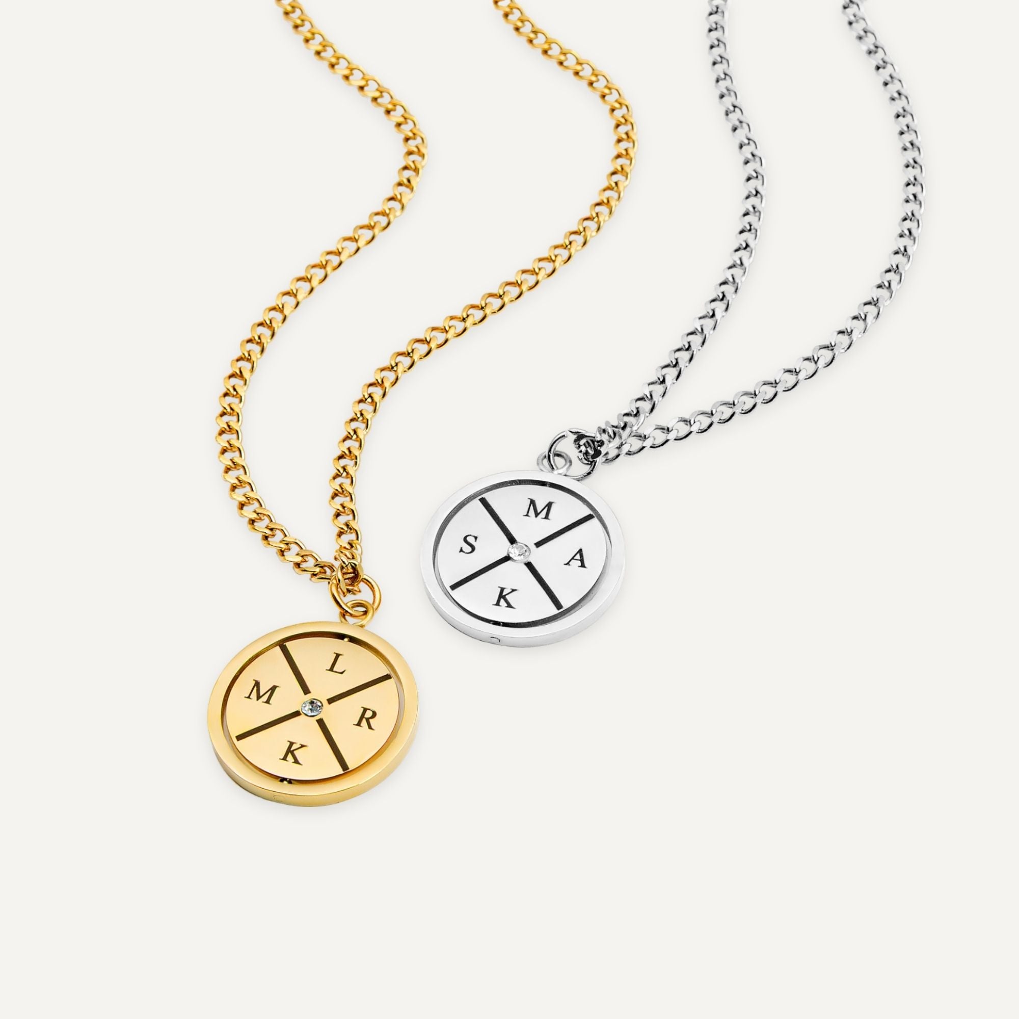 Kundenspezifisch graviertes Kompass-Halsband mit Zirkon