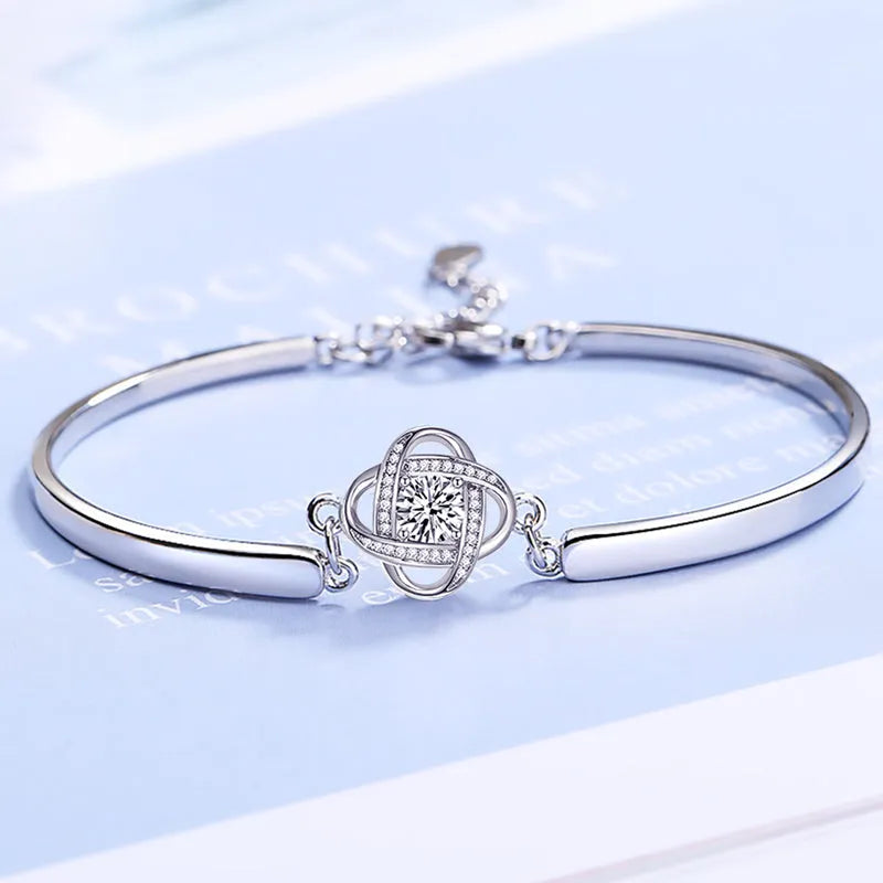 Liebesknoten-Armband