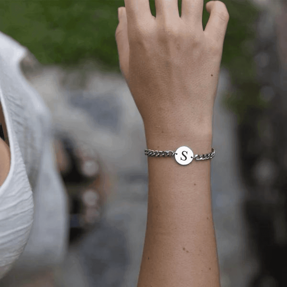 Coin-Armband mit Initialen
